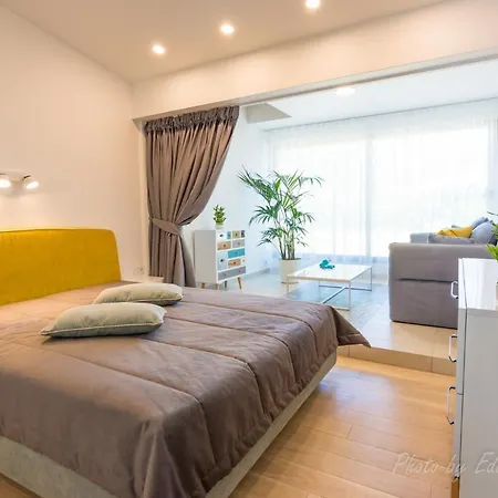 - Oasis Apartmán *